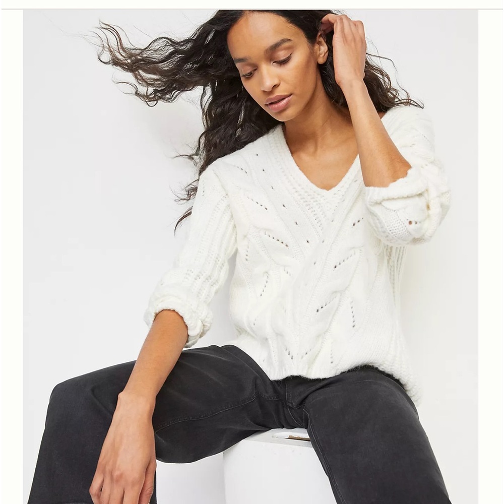By anthropology Ramona vneck cable knit ivory sweater size small